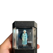 Load image into Gallery viewer, ForeverMiss 3D Holographic Memorial Keepsake | Custom Pet/Human Hologram Gift （Let longing leave its mark, let love never end.）
